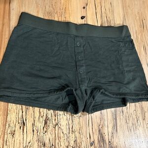 Richer poorer boxers